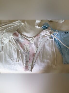 Frankie's Bikinis